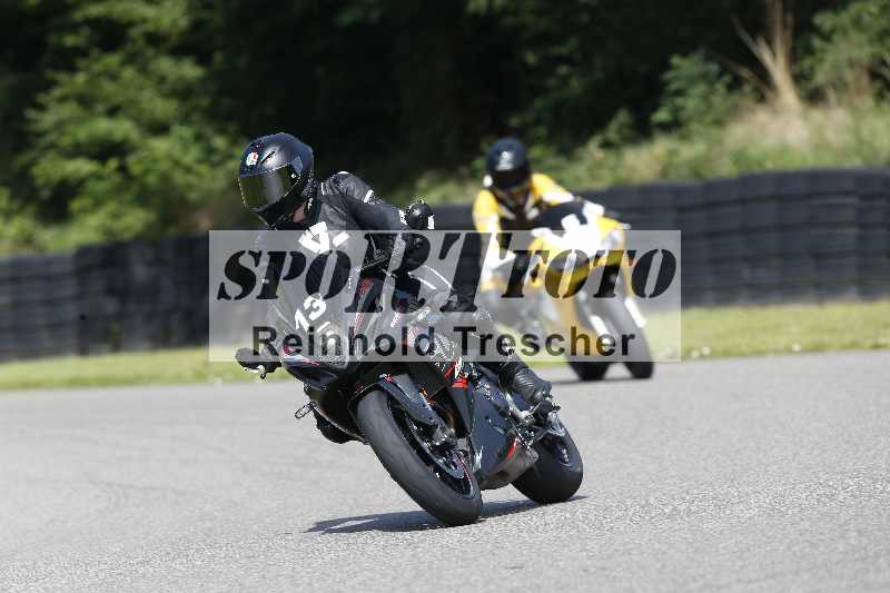 Archiv-2025/42 07.08.2025 Peter Studer Girls Day ADR/Gruppe pink/13